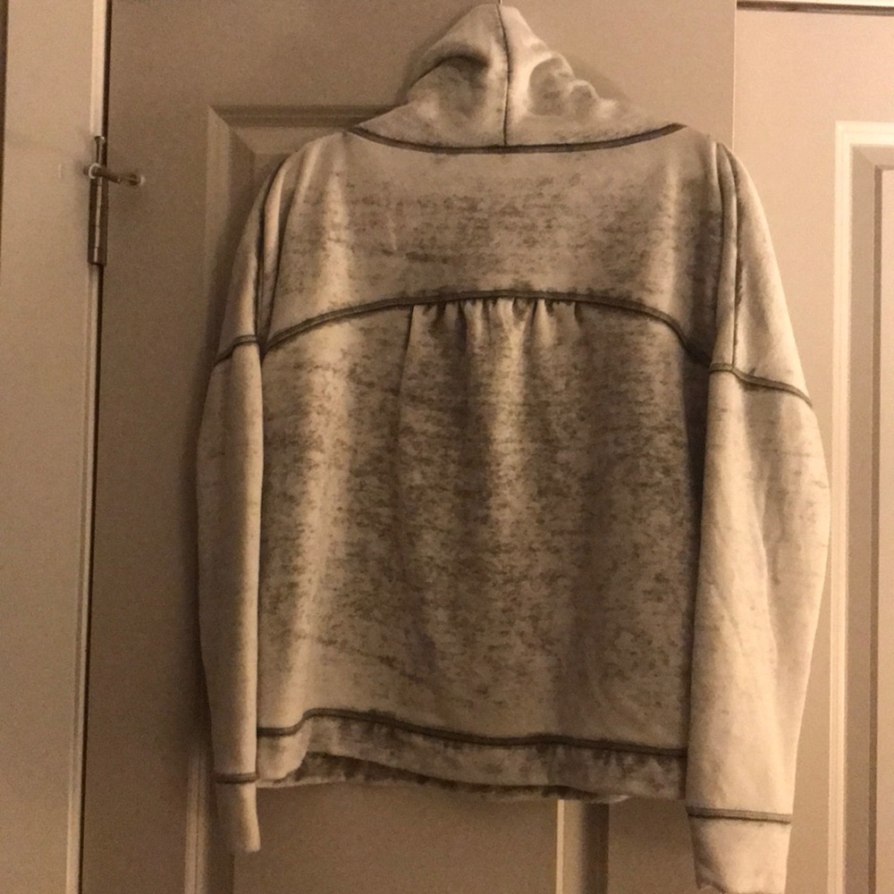 Sweatshirt - Picture 2 of 2